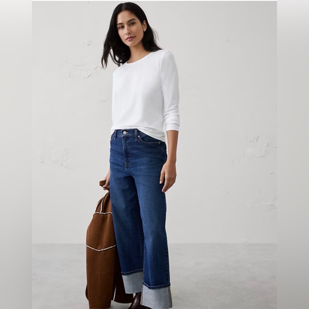 Banana Republic long sleeve crew neck shirt